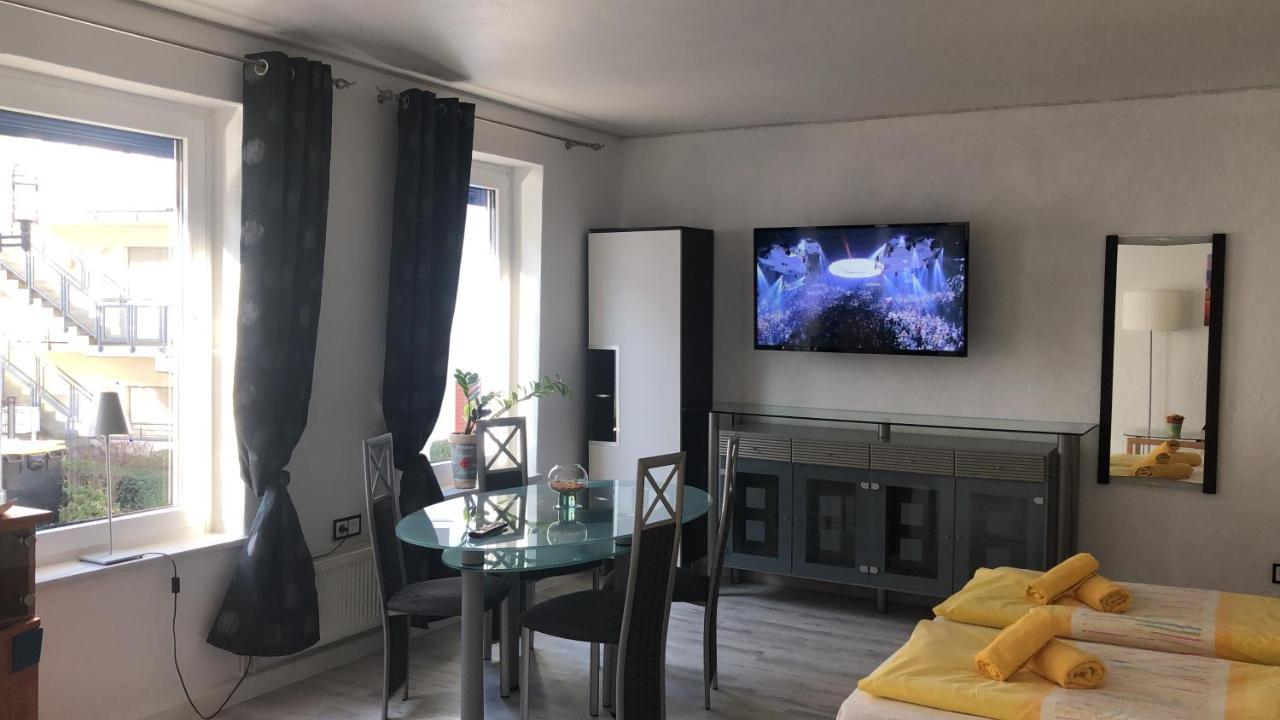 וארן Hotel Am Mueritzhafen Garni מראה חיצוני תמונה