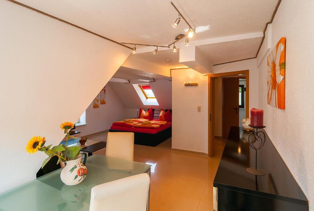וארן Hotel Am Mueritzhafen Garni חדר תמונה