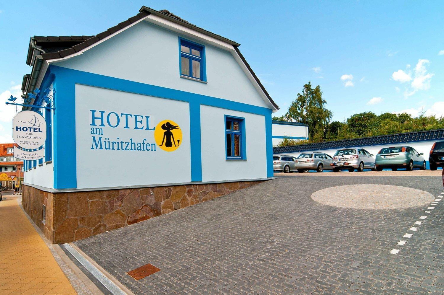 וארן Hotel Am Mueritzhafen Garni מראה חיצוני תמונה